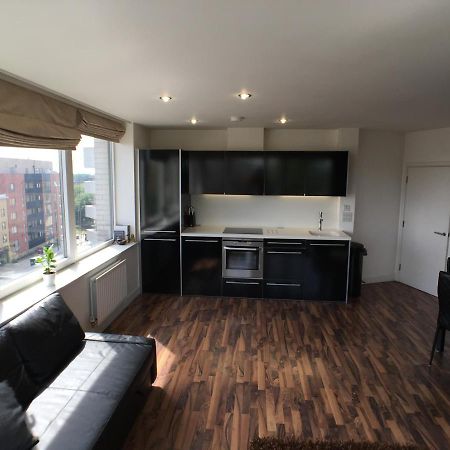 Luxury 2 Bed Penthouse Apartment Near Station Лондон Экстерьер фото