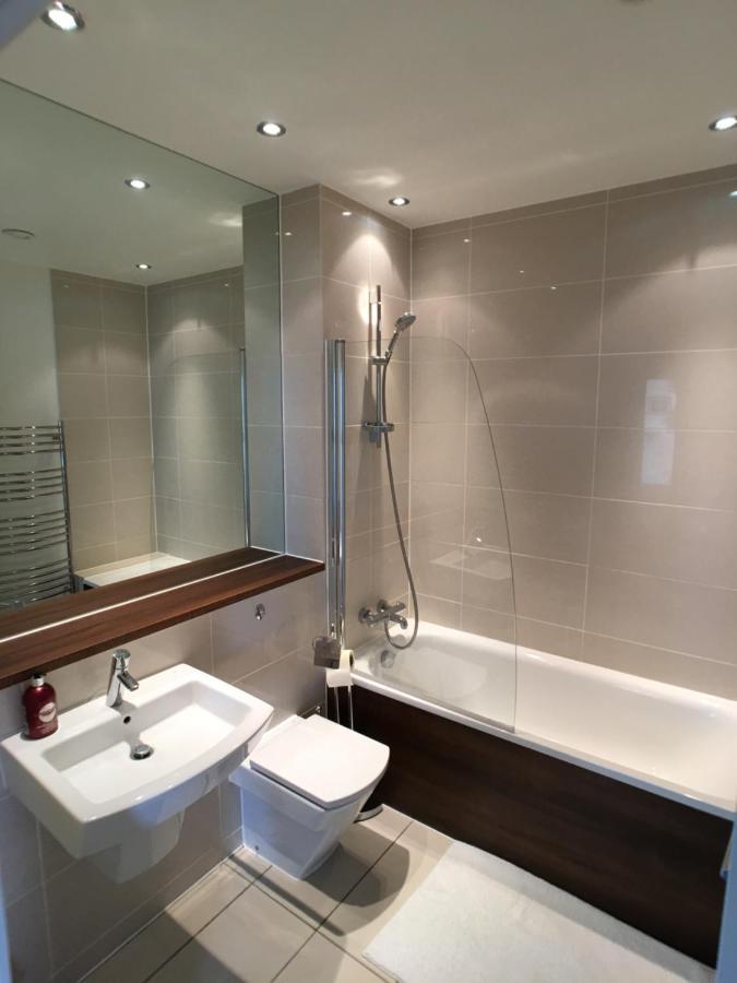 Luxury 2 Bed Penthouse Apartment Near Station Лондон Экстерьер фото