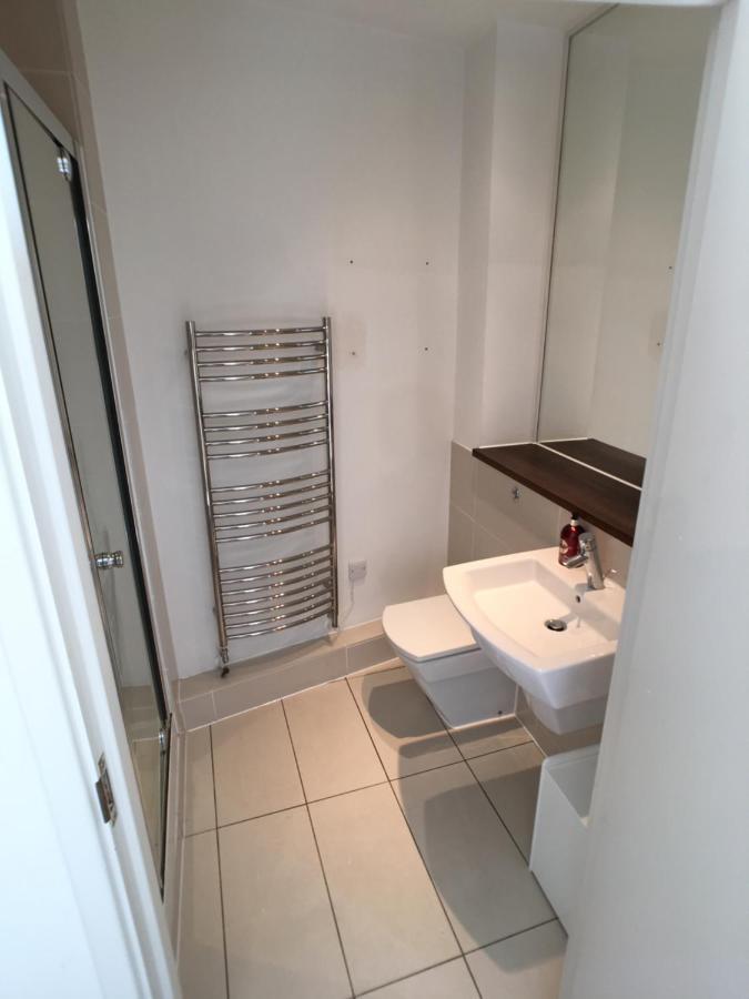 Luxury 2 Bed Penthouse Apartment Near Station Лондон Экстерьер фото